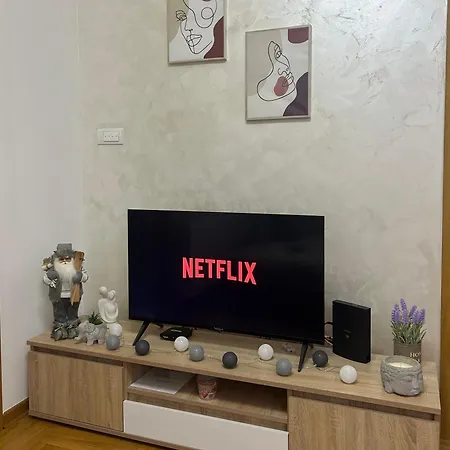 Apartment Mountain Dreams *